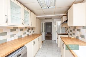 Photo 27- click for photo gallery